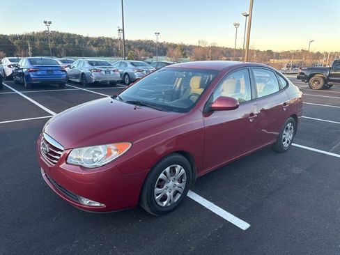 Used 2010 Hyundai Elantra GLS image 1