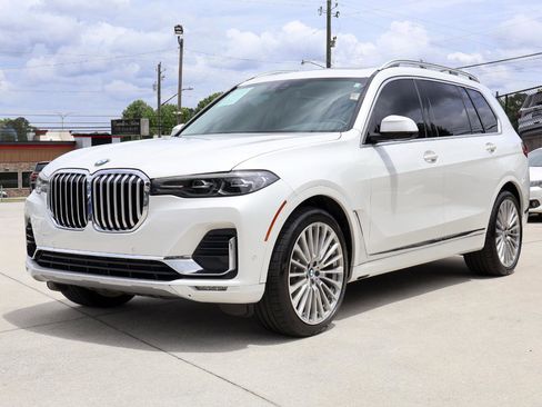 Used 2020 BMW X7 xDrive40i w/ Premium Package AWD/4WD image 37
