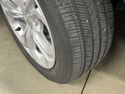 Used 2025 Honda Accord LX image 27