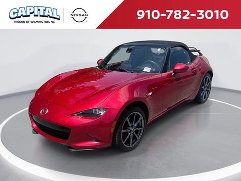 Used 2016 MAZDA MX-5 Miata Grand Touring RWD image 1