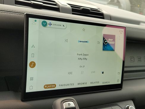 New 2023 Land Rover Defender 110 X image 12