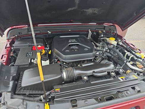 Used 2021 Jeep Wrangler Unlimited Sport image 30