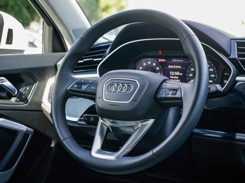 Used 2025 Audi Q3 2.0T Premium w/ Convenience Package image 15