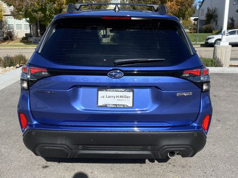 New 2025 Subaru Forester Limited image 5