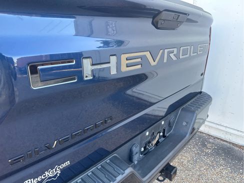 Used 2021 Chevrolet Silverado 1500 LT Trail Boss image 20
