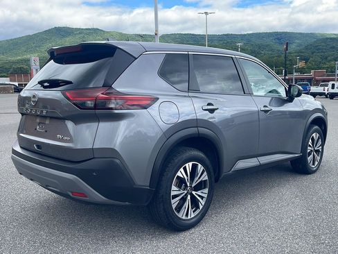 Used 2023 Nissan Rogue SV AWD/4WD image 7