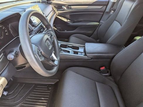 Used 2018 Honda Accord LX image 22