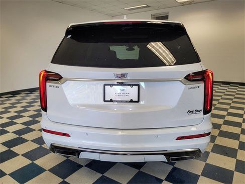 Certified 2024 Cadillac XT6 Luxury image 7