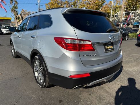 Used 2013 Hyundai Santa Fe Limited w/ Technology Pkg image 7