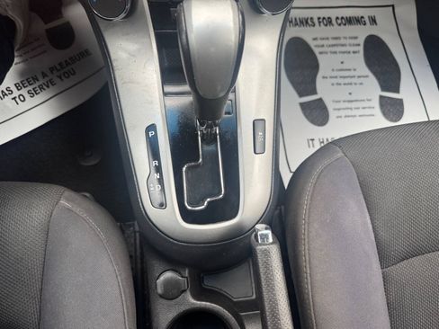 Used 2014 Chevrolet Cruze LT w/ Technology Package FWD image 23