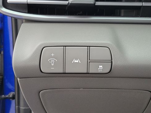 Used 2023 Hyundai Elantra SEL w/ Convenience Package image 20