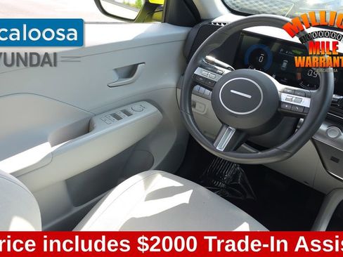Used 2025 Hyundai Kona SEL AWD/4WD image 27