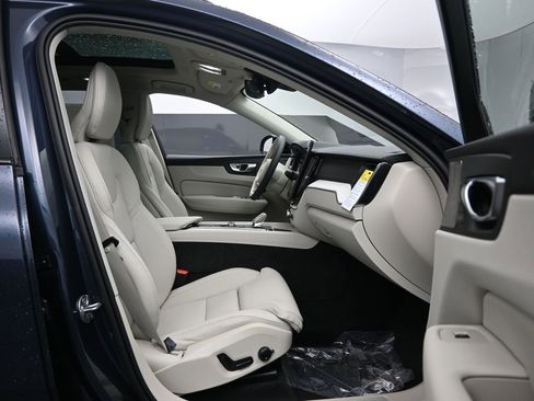 New 2026 Volvo XC60 T8 Ultra w/ Protection Package Premier image 26