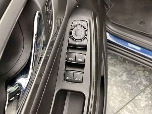 Certified 2023 Chevrolet Traverse LT AWD/4WD image 8
