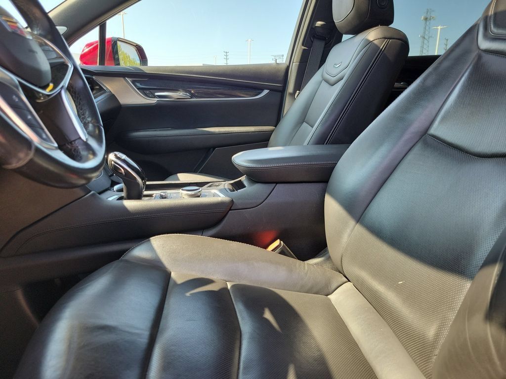 Used 2021 Cadillac XT5 Premium Luxury AWD/4WD image 21