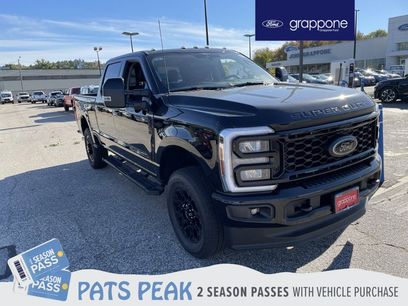 New 2026 Ford F250 Lariat w/ Black Appearance Package
