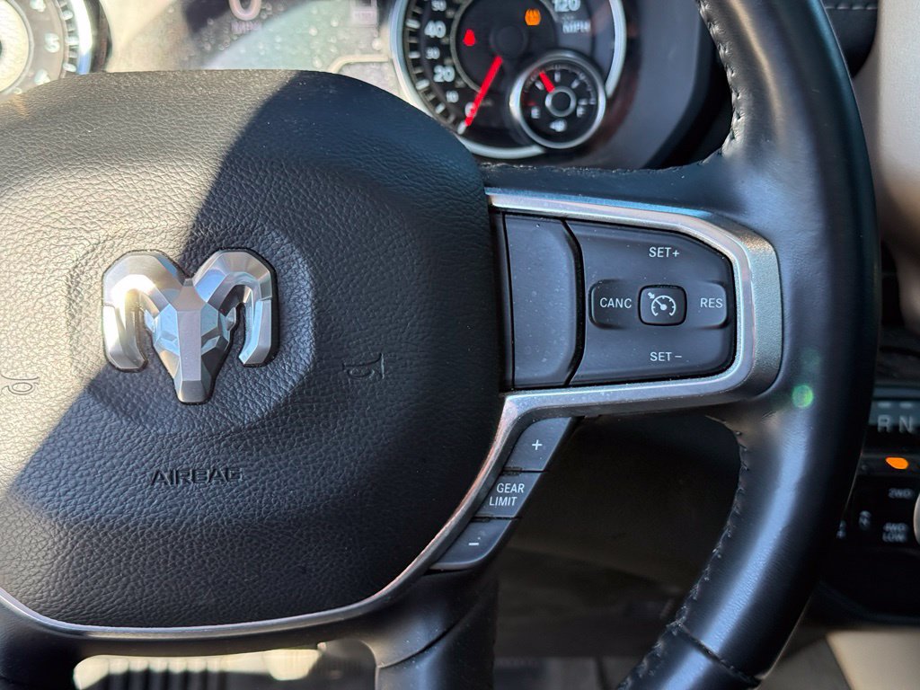 Used 2021 RAM 1500 Laramie AWD/4WD image 18