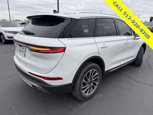 Used 2022 Lincoln Corsair Standard image 3