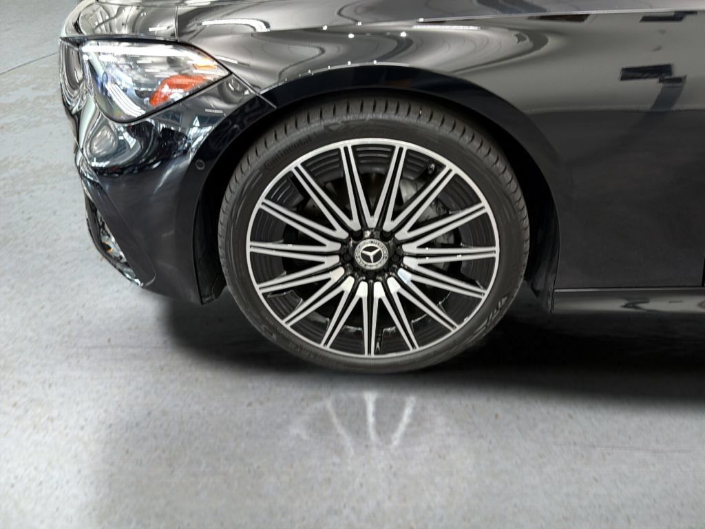 Used 2024 Mercedes-Benz CLE 300 4MATIC Cabriolet image 10