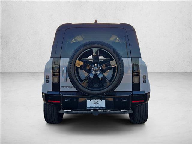 New 2026 Land Rover Defender 110 X-Dynamic SE AWD/4WD image 8