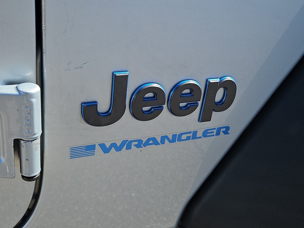 Used 2024 Jeep Wrangler Unlimited AWD/4WD image 6