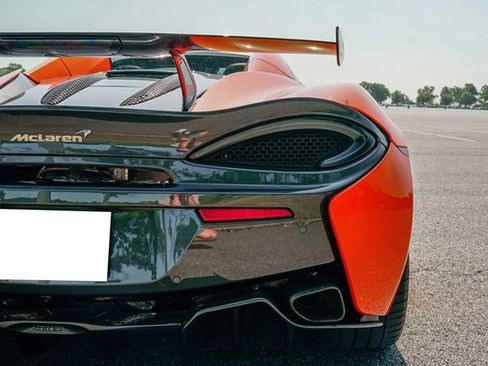 Used 2019 McLaren 570S Spider image 70