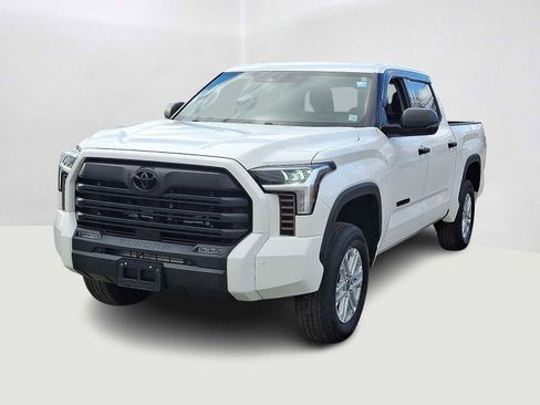 Used 2022 Toyota Tundra SR5 image 1