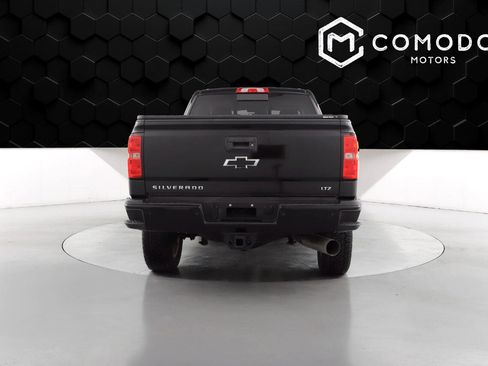 Used 2018 Chevrolet Silverado 2500 LTZ image 4