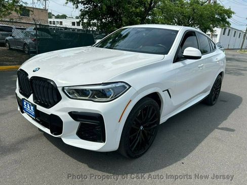 Used 2022 BMW X6 xDrive40i w/ Executive Package AWD/4WD image 2