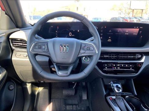New 2026 Buick Envista Avenir FWD image 4