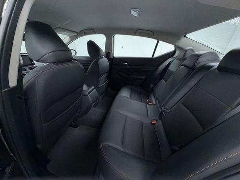 Used 2021 Nissan Altima 2.5 SR image 12