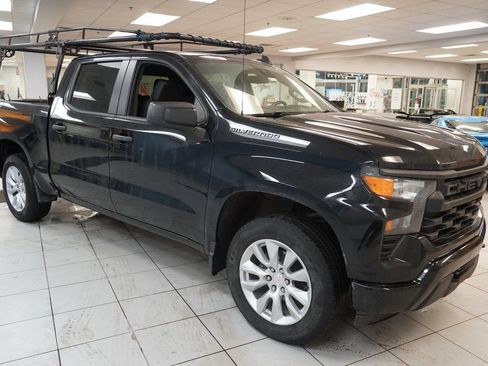 Used 2022 Chevrolet Silverado 1500 Custom image 14