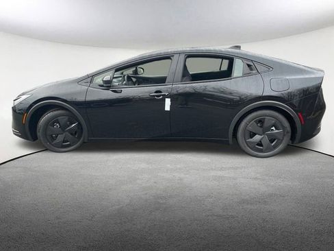 New 2026 Toyota Prius Plug-In Hybrid image 7