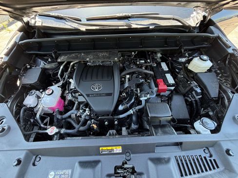 Used 2025 Toyota Highlander XSE AWD/4WD image 36