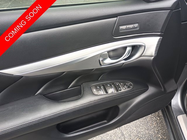 Used 2019 INFINITI Q70 Luxe RWD image 9