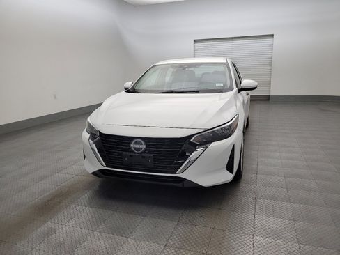 Used 2025 Nissan Sentra S image 15