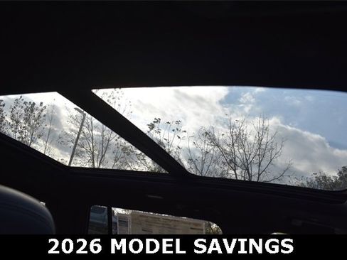 New 2025 Chevrolet Traverse High Country w/ LPO, Floor Liner Package image 16