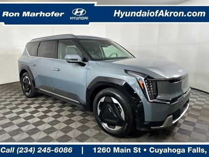 Used 2024 Kia EV9 Land w/ Towing Package