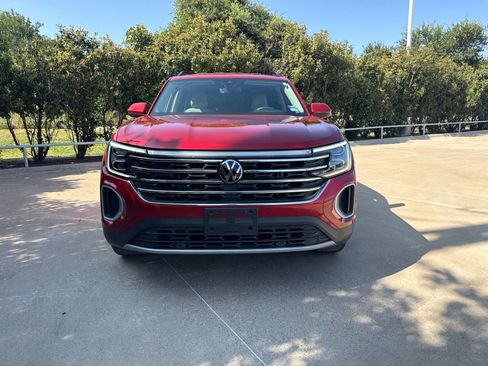 Used 2024 Volkswagen Atlas SE FWD image 2