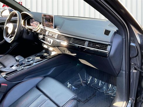 Used 2018 Audi A4 2.0T Premium Plus w/ Premium Plus Package image 26