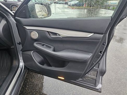 Used 2023 INFINITI QX55 Essential image 10