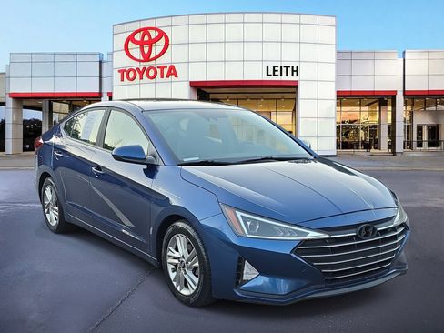 Used 2019 Hyundai Elantra SEL image 3
