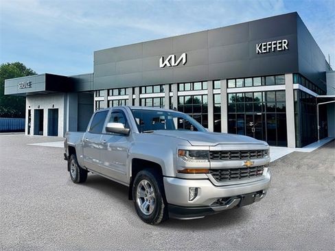 Used 2018 Chevrolet Silverado 1500 LT w/ All Star Edition image 2