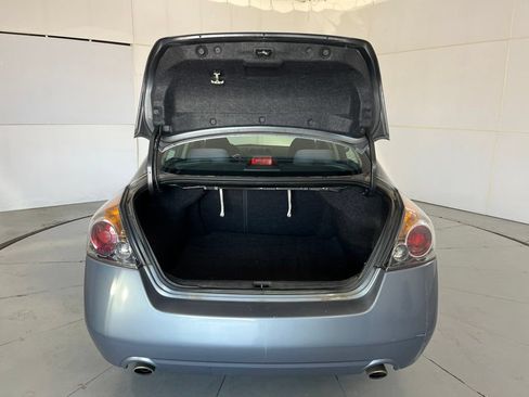 Used 2010 Nissan Altima 2.5 S FWD image 13