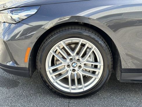 Used 2025 BMW 540i xDrive AWD/4WD image 29