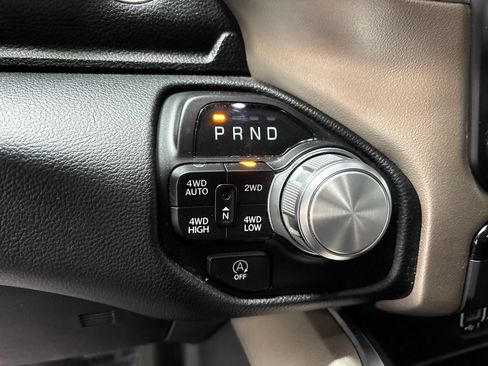 Used 2022 RAM 1500 Laramie AWD/4WD image 16