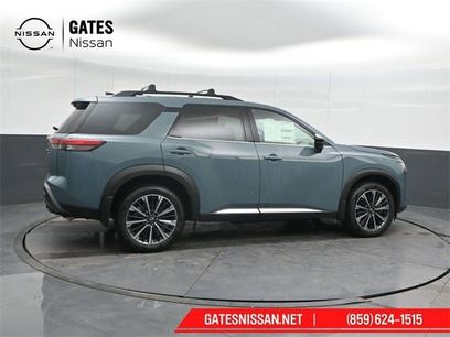 New 2026 Nissan Pathfinder Platinum