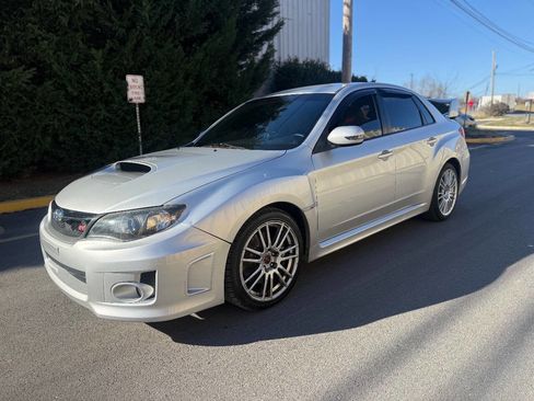 Used 2011 Subaru Impreza WRX STI image 2