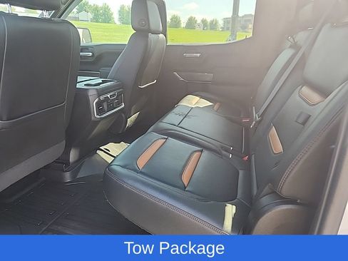 Used 2019 GMC Sierra 1500 AT4 w/ AT4 Premium Package AWD/4WD image 15