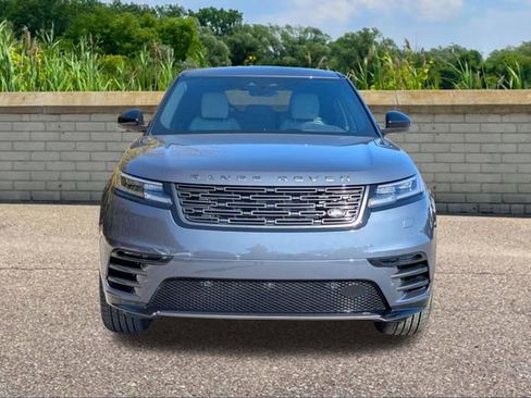New 2026 Land Rover Range Rover Velar Dynamic SE image 2